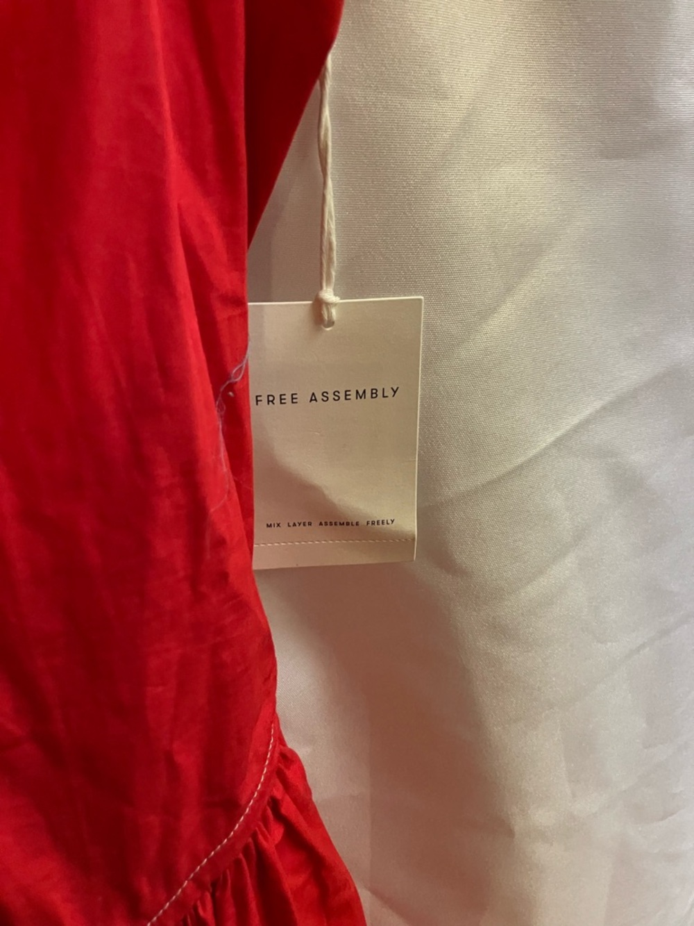 Sleeveless Red Maxi Dress with Scoop Neckline - Picture 4 of 4